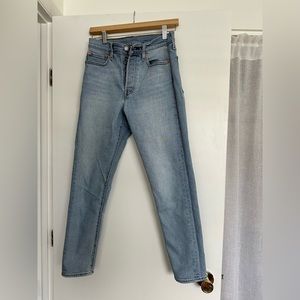 Levi’s Wedgie Icon Jeans